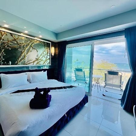 The Globe Hotel, Bar & Restaurant Pattaya Bagian luar foto